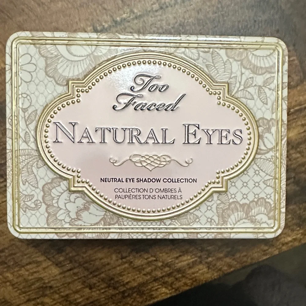 Too Faced Natural Eyeshadow Collection - Picture 3 of 6